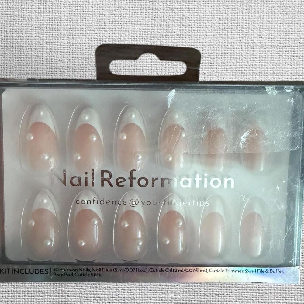 Reformation multi Nails - Picture 3 of 3